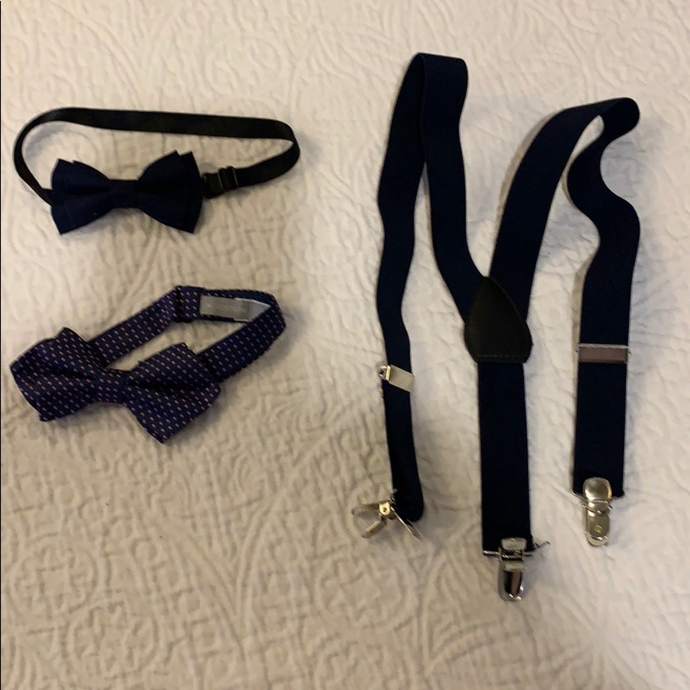 Suspenders and bow ties set